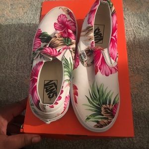Tropical Vans